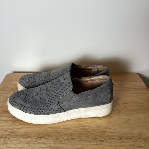 Steve Madden Women's Giovana Perforated Slip On Loafer Gray Fabric size 8.5 - Picture 5 of 11